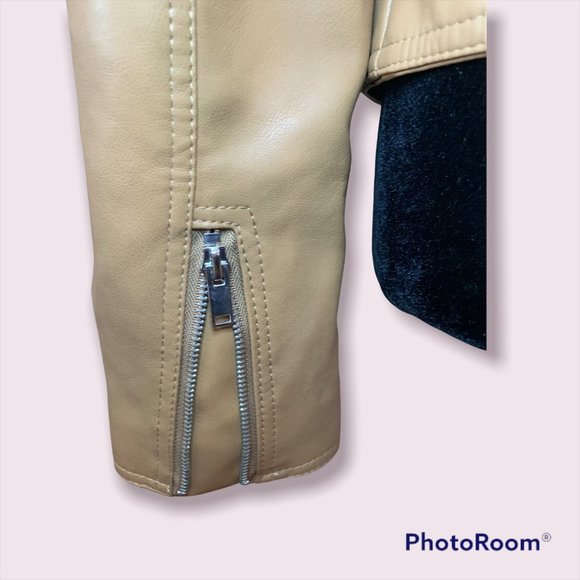 Leather jacket - Picture 5 of 7